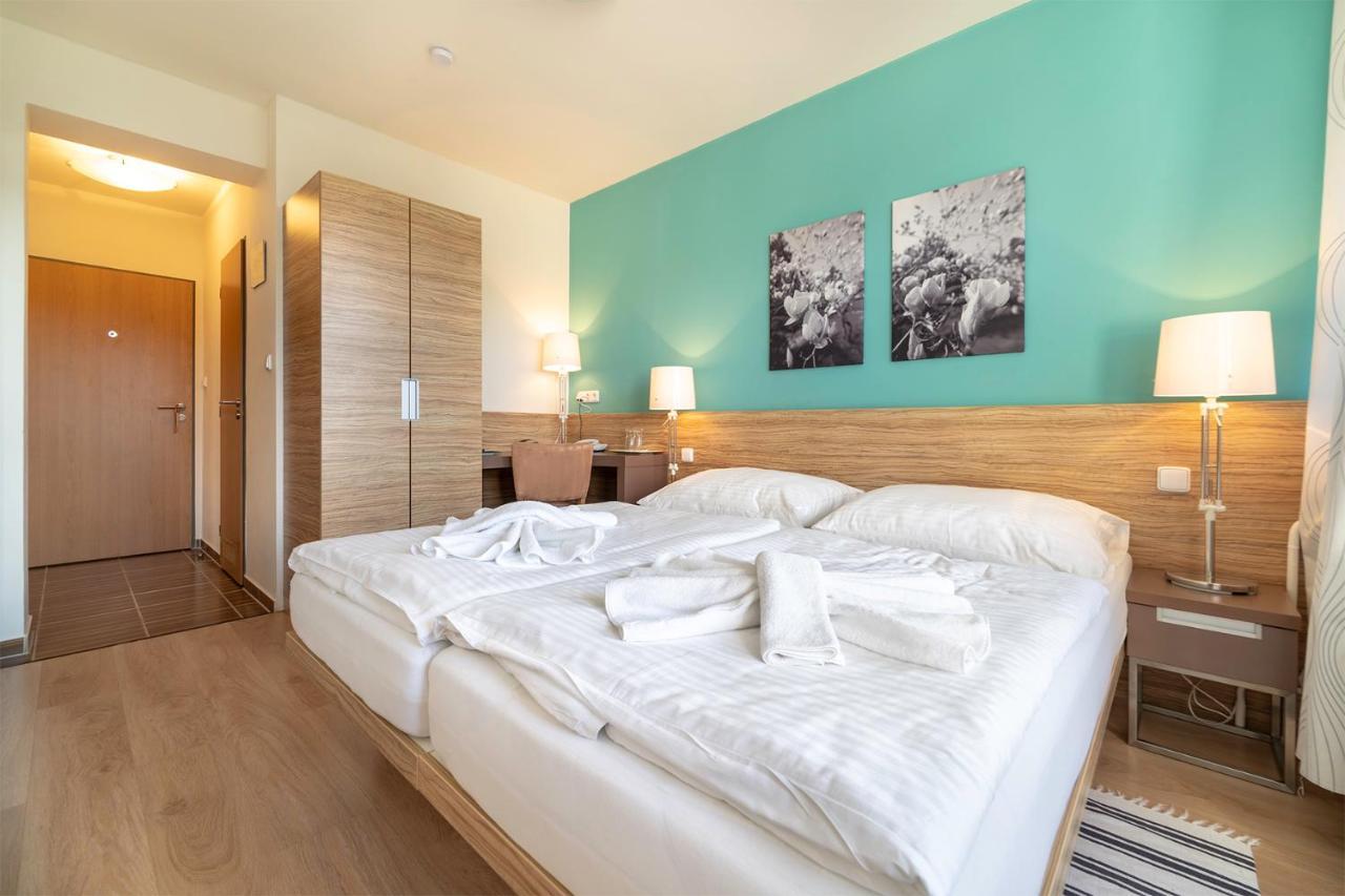 Vyhlidka Hotel 4*